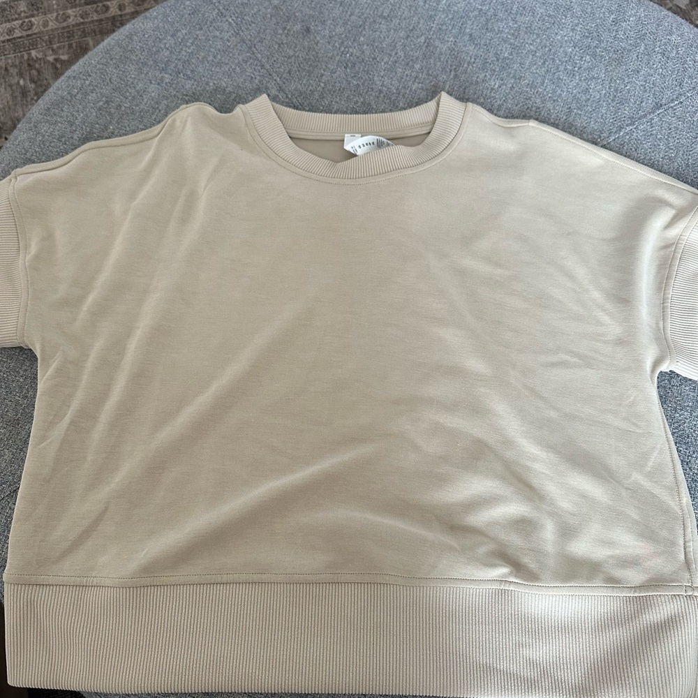 Cream Short Sleeve Sweatshirt